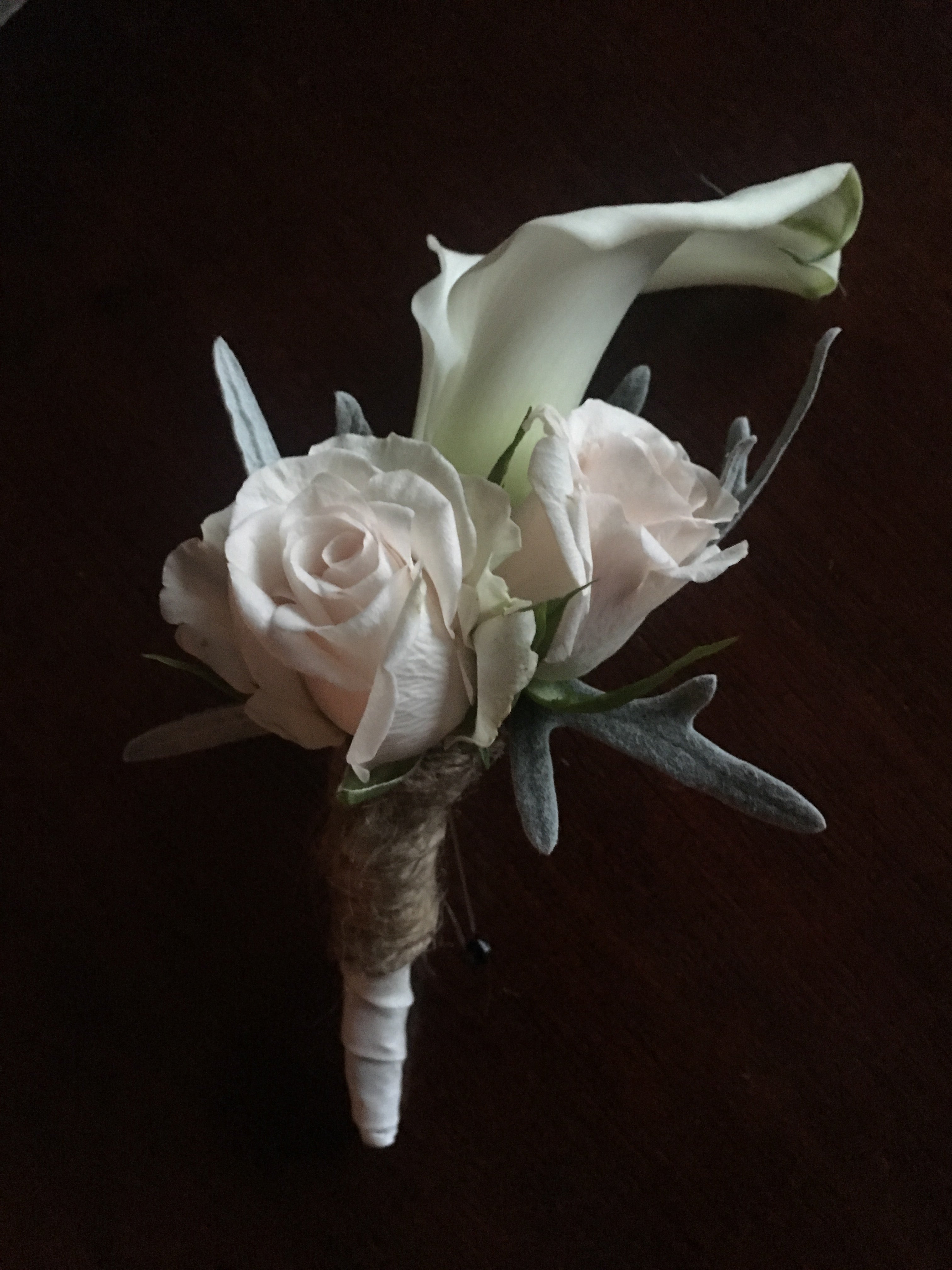 white calla lily boutonniere Boutonniere Calla – Roger Beck Florist