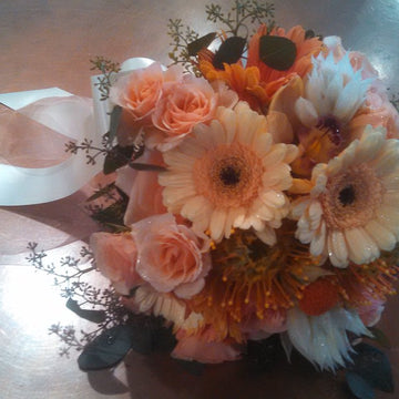 Apricot Bouquet